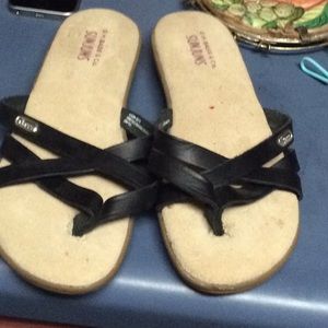 G. H. Bass & Co. SunJuns Flip Flops Never Worn S 9